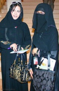 абайя, Saudi Arabia, нормы и запреты ислама, права женщин, одежда